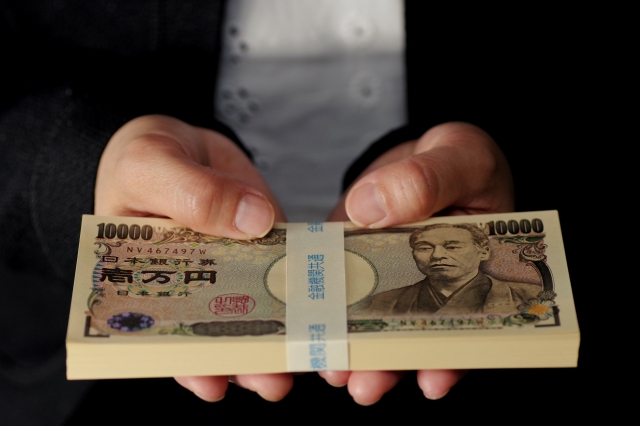 婚外恋愛のリスク①配偶者からの離婚・慰謝料請求