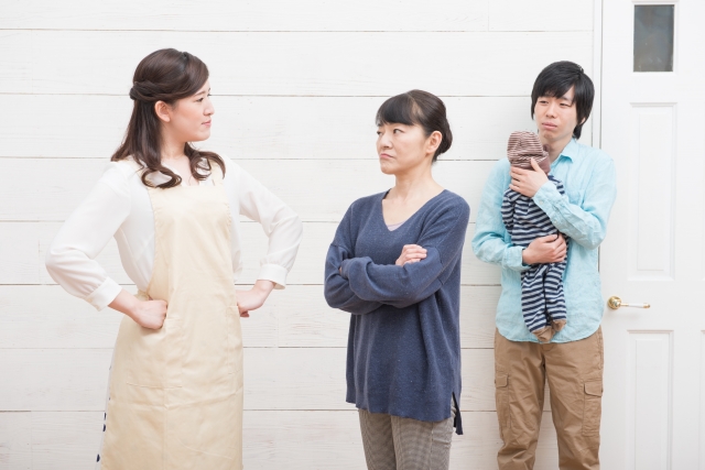 マザコン夫は妻よりも母親(姑)のことを優先する
