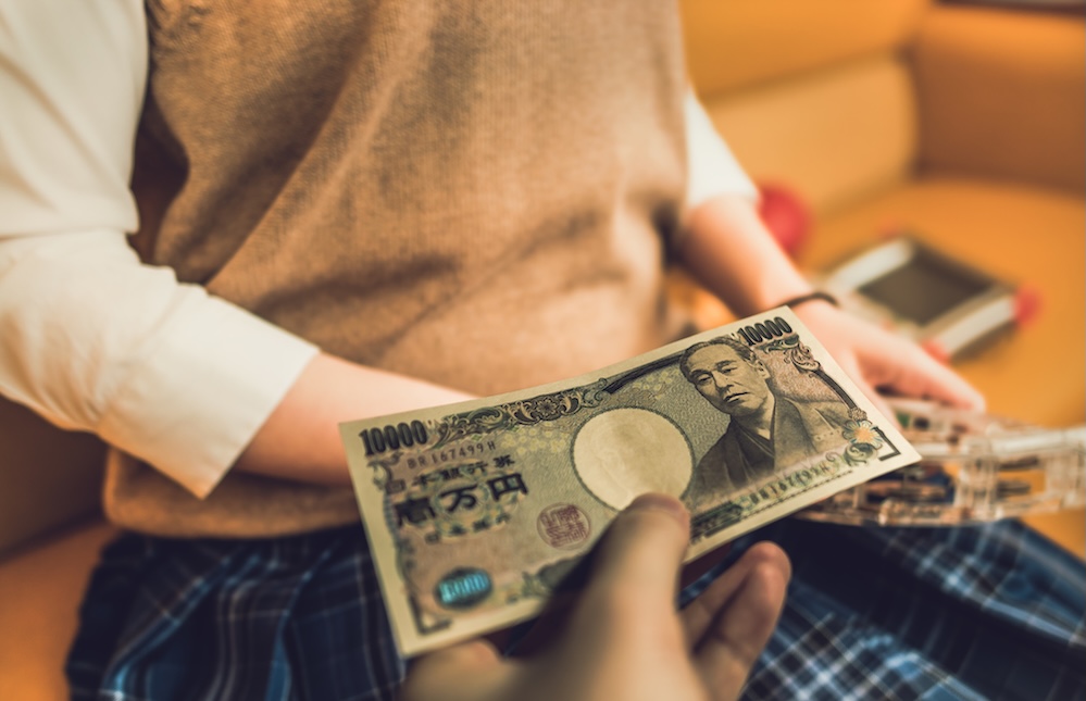 パパ活で男性が負う犯罪被害や慰謝料・離婚問題などのリスクを解説