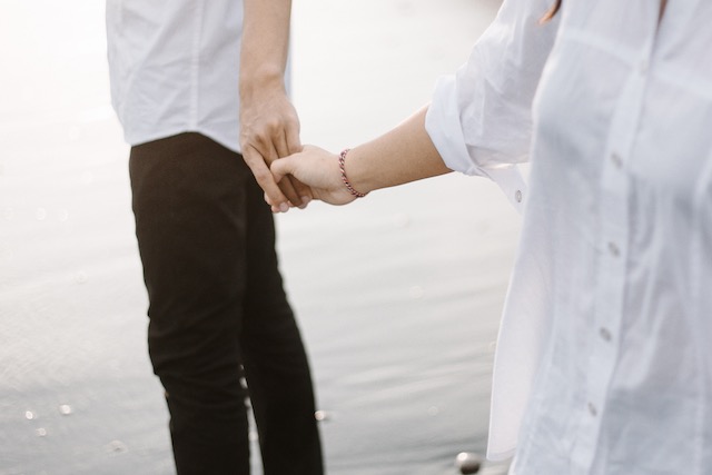 共依存夫婦の特徴・原因・危険性と共依存から抜け出すために必要なこと