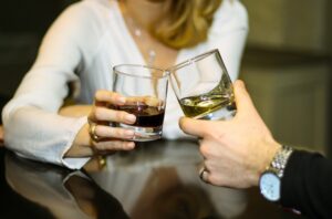 婚外恋愛と不倫(不貞)の違い