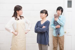 マザコン夫は妻よりも母親(姑)のことを優先する