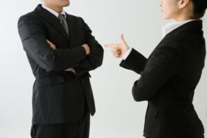 「悪意の遺棄」と「婚姻を継続し難い重大な事由」は同時に主張しよう