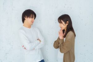 夫の風俗利用の発覚と妻の風俗利用の発覚の離婚に至る原因の違い