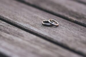 結婚相手と生涯添い遂げることができそうかどうか