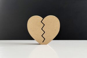 「不貞」でなければ離婚をしないで済む？